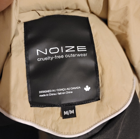 ***SOLD***Nozie hooded Puffer jacket - Picture 6 of 7